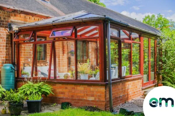 keeping your conservatory guttering clean header image