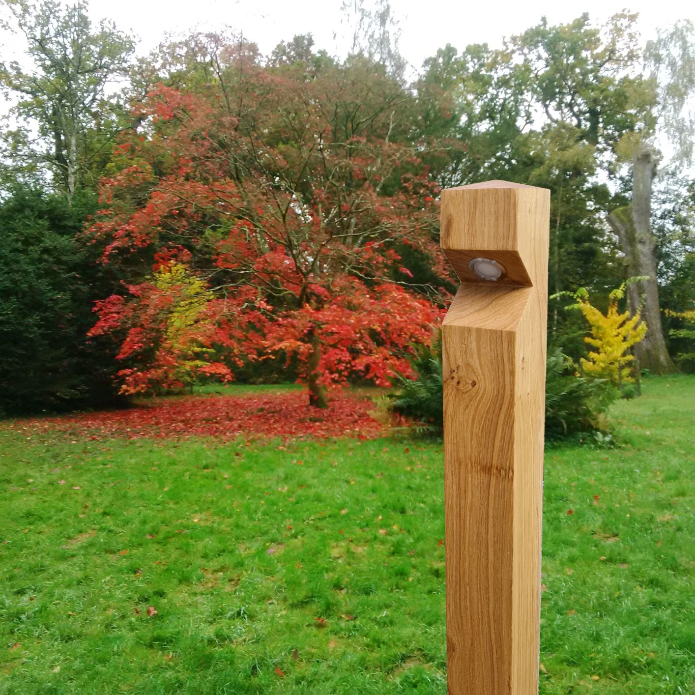 product picture of stratton eco wooden bollard with led lights